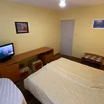 аria Bed & Breakfast *