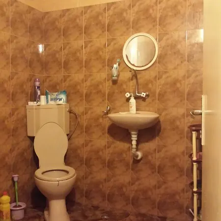 аria Нощувка със закуска (B & B)